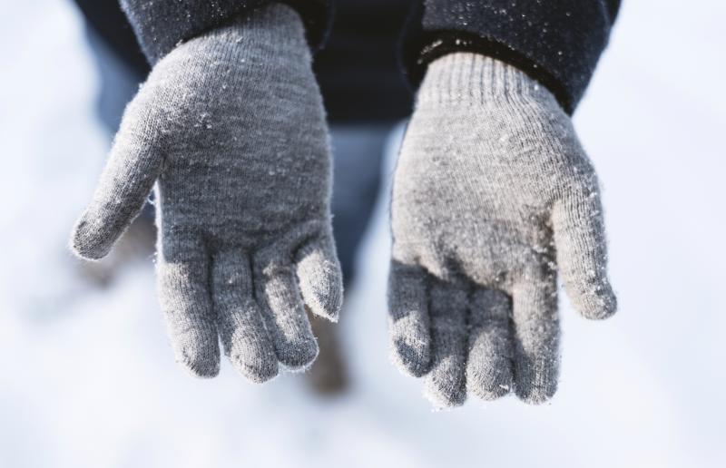 Waterproof Gloves For Men: Why Struggle With Cold, Wet Hands This Winter