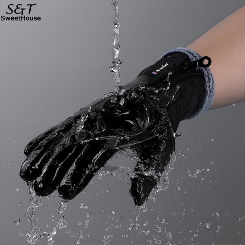 Waterproof Gloves For Men: Why Struggle With Cold, Wet Hands This Winter