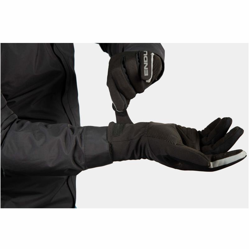 Waterproof Gloves For Men: Why Struggle With Cold, Wet Hands This Winter