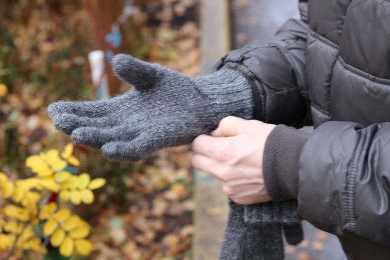 Waterproof Gloves For Men: Why Struggle With Cold, Wet Hands This Winter