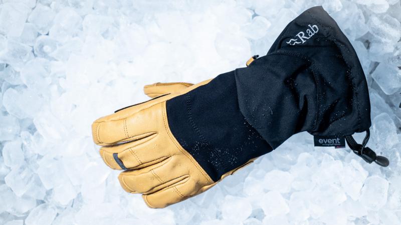 Waterproof Gloves For Men: Why Struggle With Cold, Wet Hands This Winter