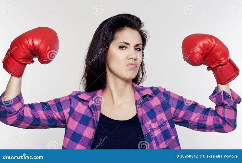 What Boxing Gloves Should Women Look For in 2023