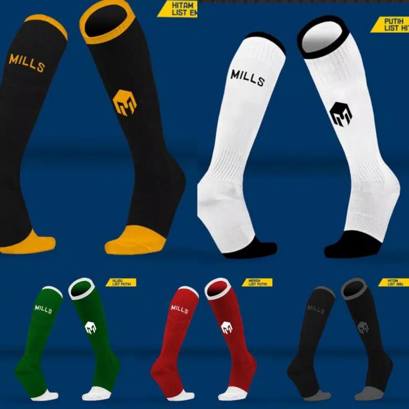 What Soccer Sock Size Should You Wear: How to Find the Perfect Fit For Your Feet
