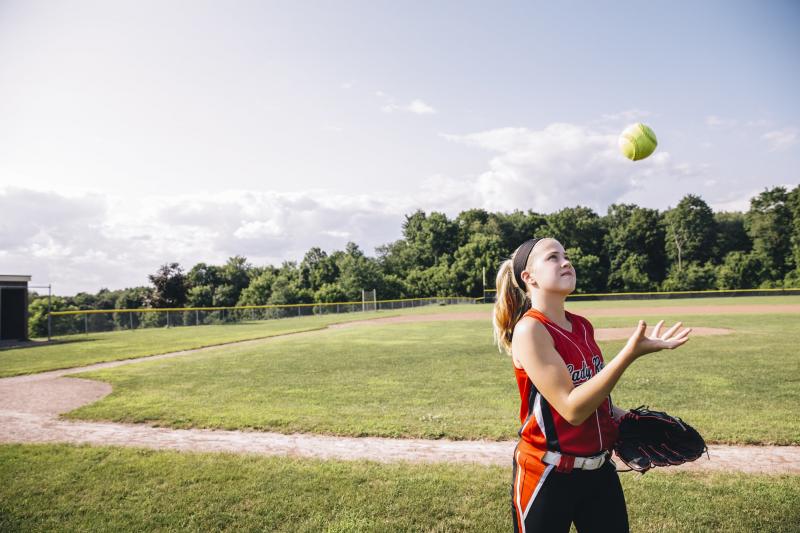 What to Look for in the Best Softball Throwing Machine. A 15-Step Buyer