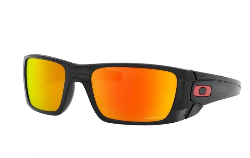 Where Can I Buy the Hottest Oakley Shades This Year