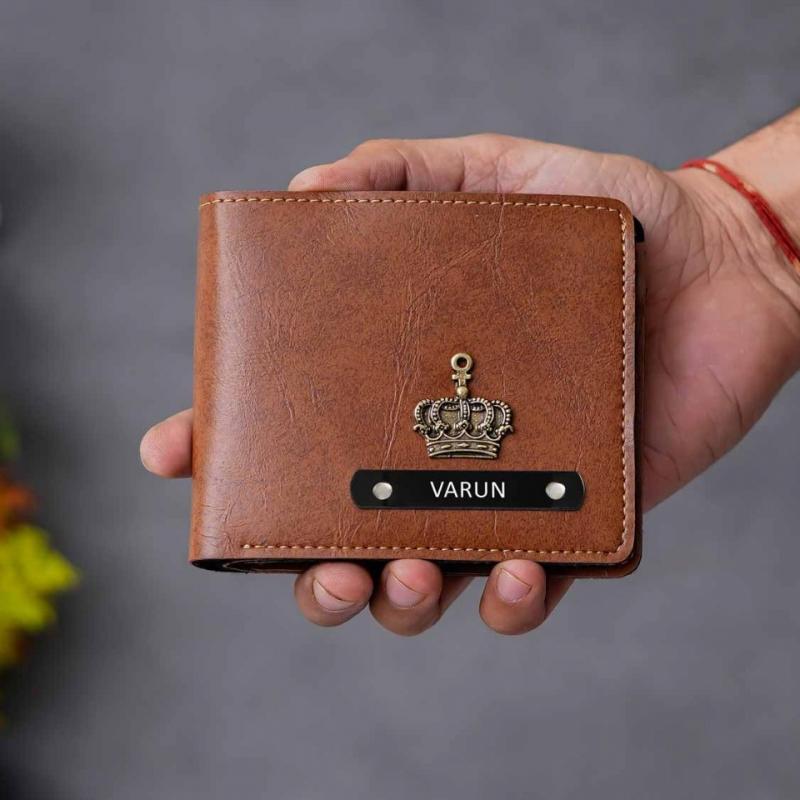Where Can You Find The Perfect Minimalist Wallet Nearby. Discover The Chums Keychain Wallet