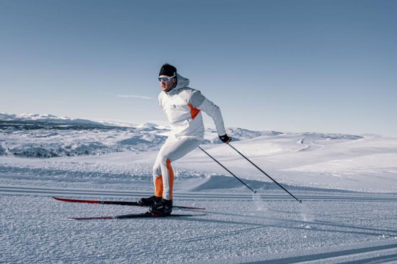 Where to Find the Best Deals: 15 Tips for Buying Ski Clothes Near You This Winter
