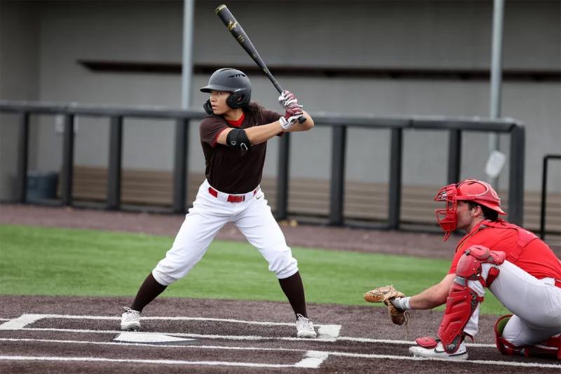 Which Bat Dominates College Baseball in 2023: Louisville Slugger Meta or Easton ADV