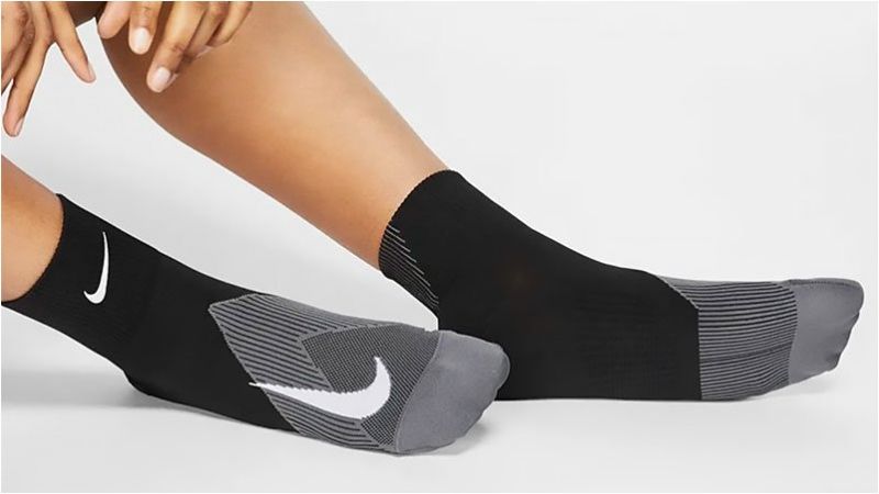 Why Nike White Elite Crew Socks are the Best Choice for Athletes in 2023