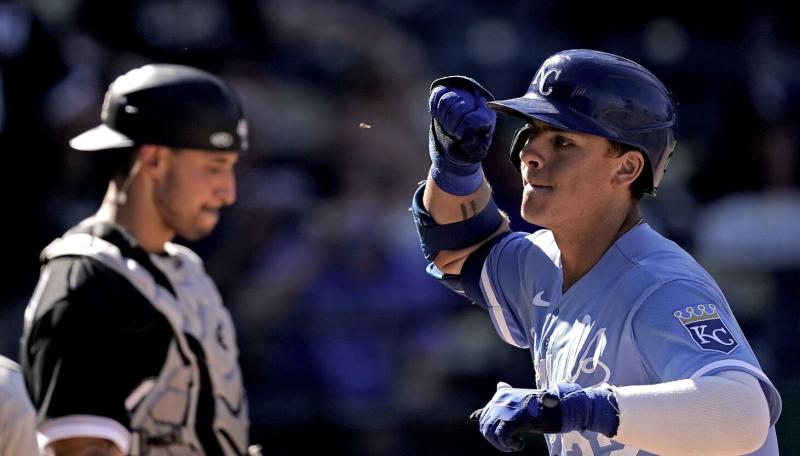 Will This Futuristic Helmet Keep Young Baseball Catchers Safer at the Plate
