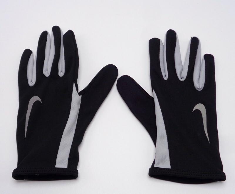 Winter Running Essentials: 15 Must-Have Nike Gloves for Women Runners This Season