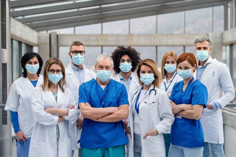 Your Guide to Sterile Surgical Gowns: 15 Must-Know Tips for Medical Professionals